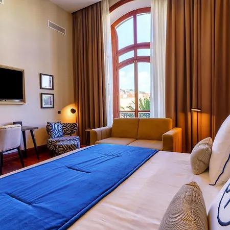 Boutique Cordial Plaza Mayor De Santa Ana Hotel 4*