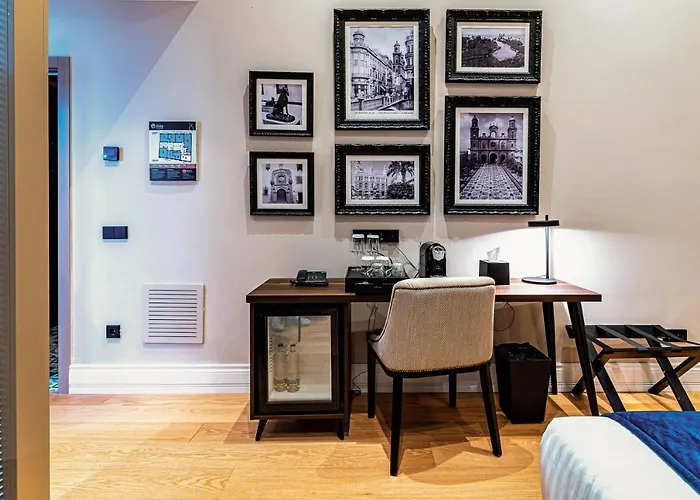 Hotel Boutique Cordial Plaza Mayor De Santa Ana 4*