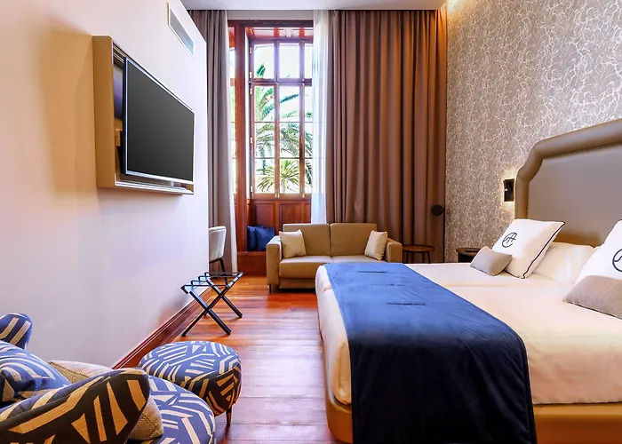 Hotel Boutique Cordial Plaza Mayor De Santa Ana 4*